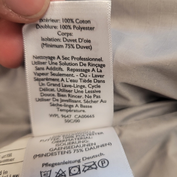 Eddie Bauer Women's White Gray Quilted Down Vest With Toggles Size Medium - Picture 11 of 12